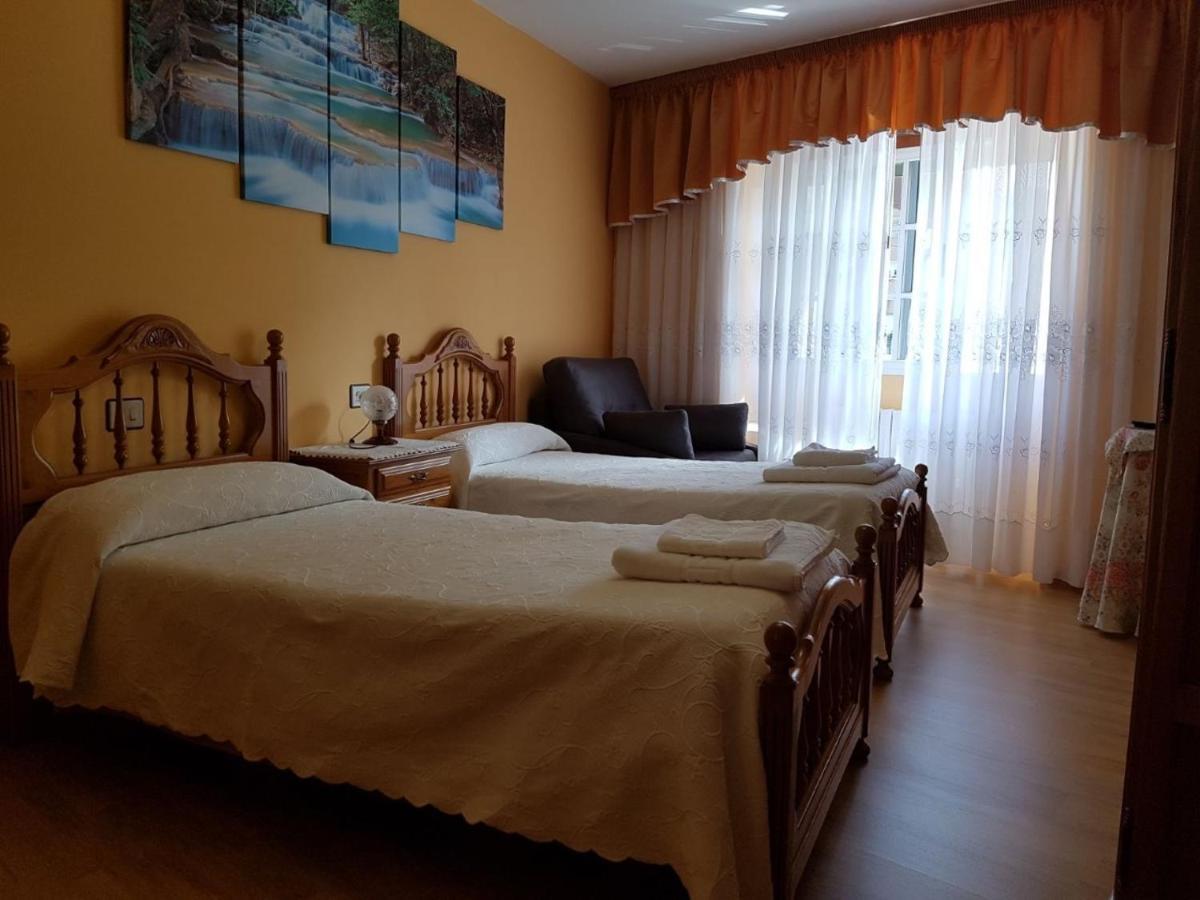 Habitaciones A Casa De Pepe Tríacastela Eksteriør billede