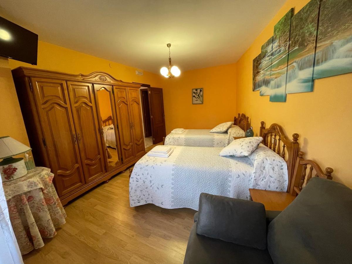 Habitaciones A Casa De Pepe Tríacastela Eksteriør billede